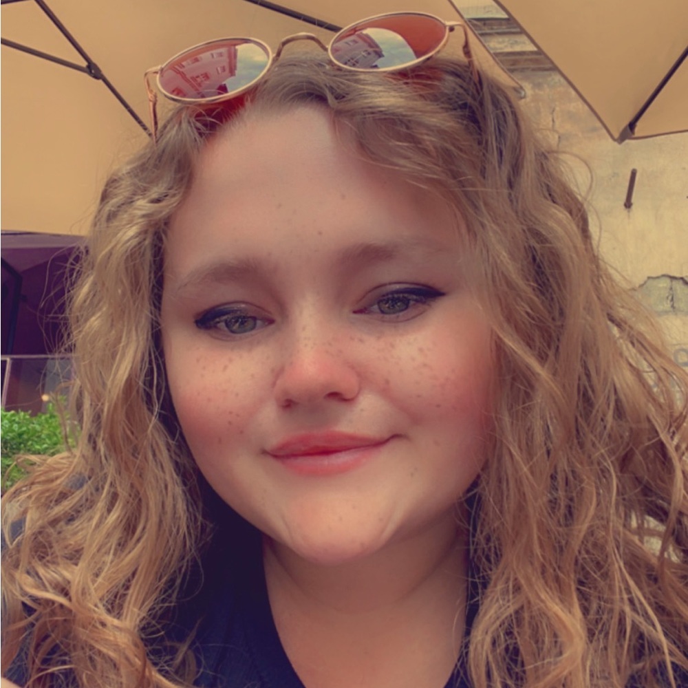 Meet your Posher, Jillian